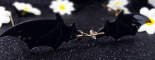 Load image into Gallery viewer, Bat Fashion Sunglasses