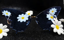 Load image into Gallery viewer, Butterfly Fashion Sunglasses