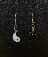 Load image into Gallery viewer, Yin Yang Dangle Earrings
